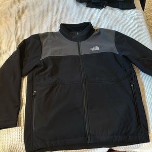 Men’s warm lined Northface size XL